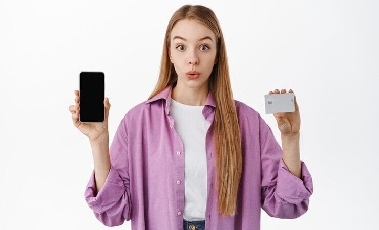 10 أشياء يجب أن تعرفها قبل شراء هاتف مستعمل عبر الإنترنت 10 أشياء يجب أن تعرفها قبل شراء هاتف مستعمل عبر الإنترنت