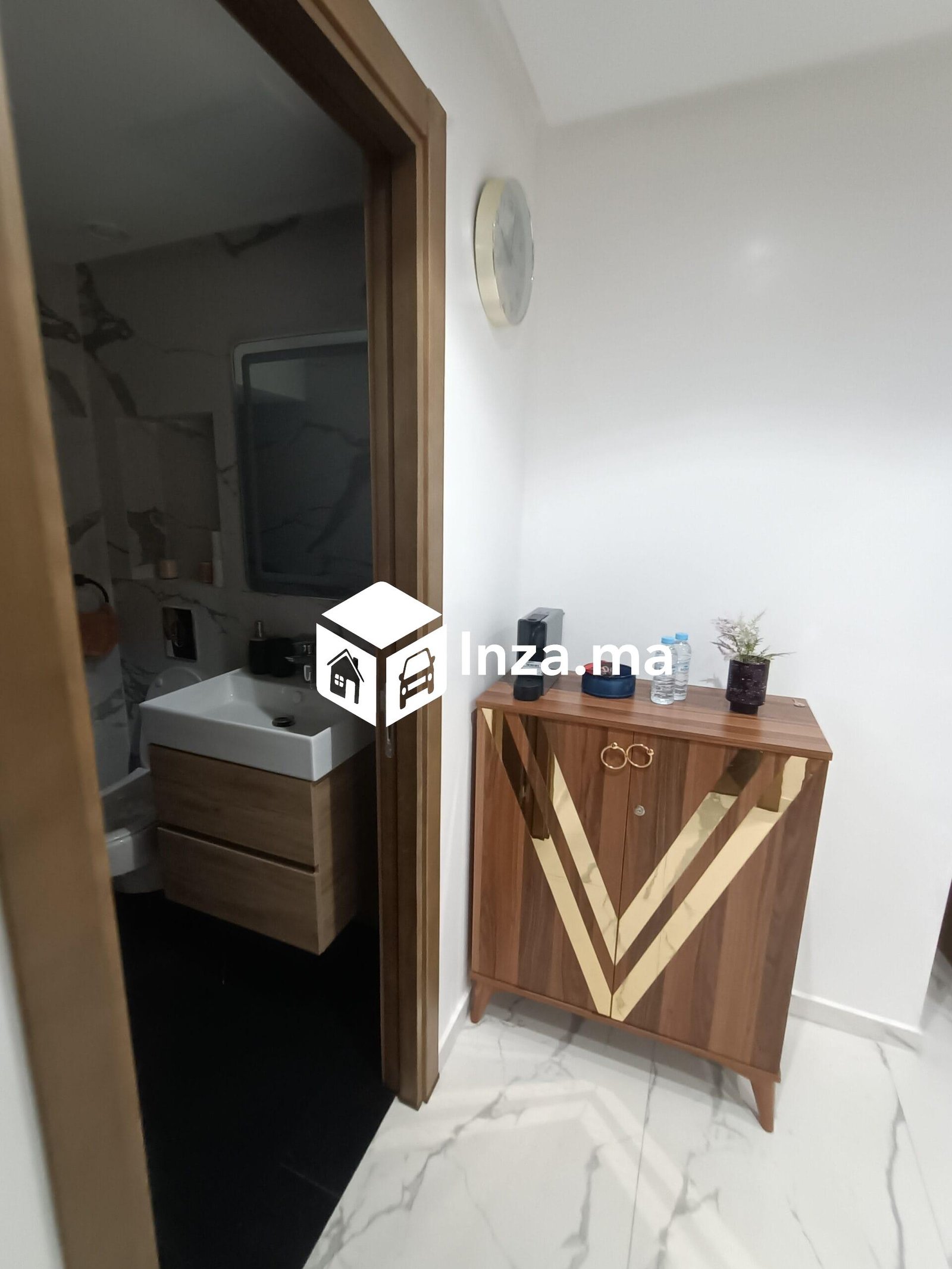 Studio meublé à louer