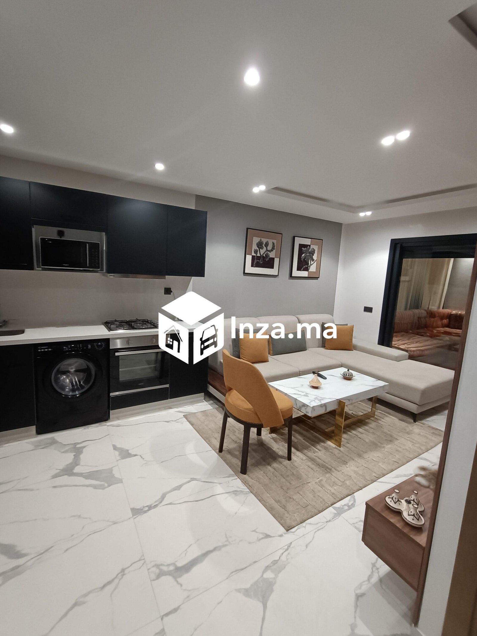 Studio meublé à louer