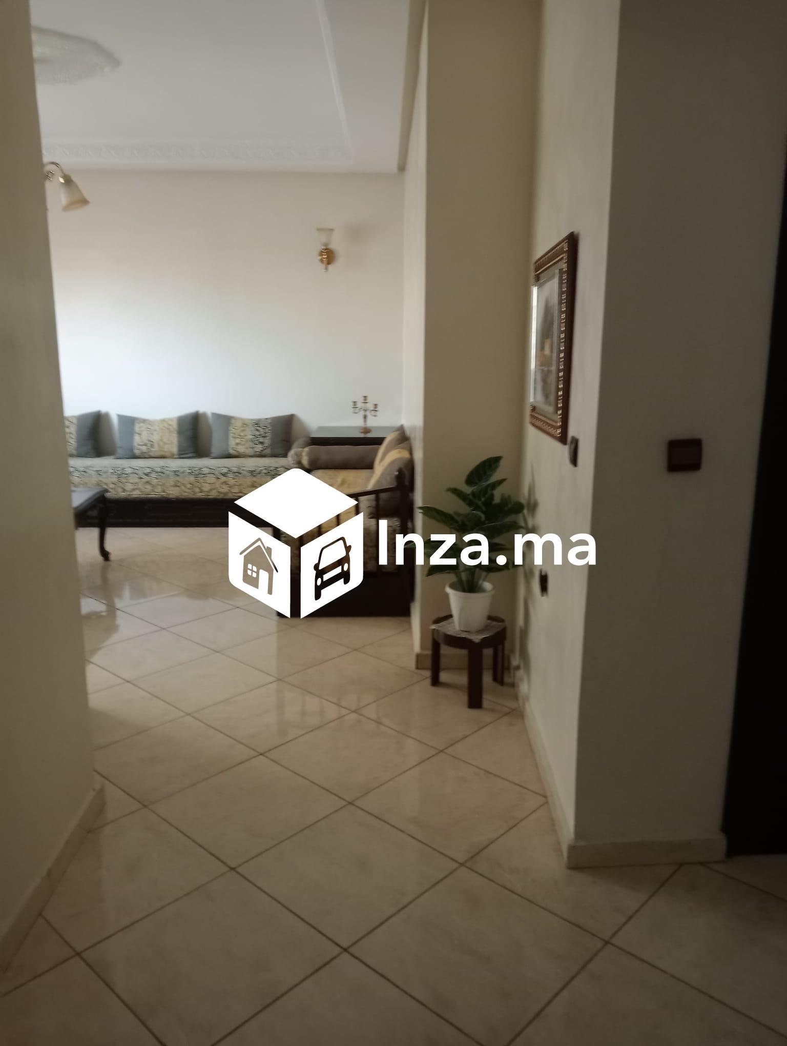 شقة للبيع بطنجة بوسط المدينة فال فالوري