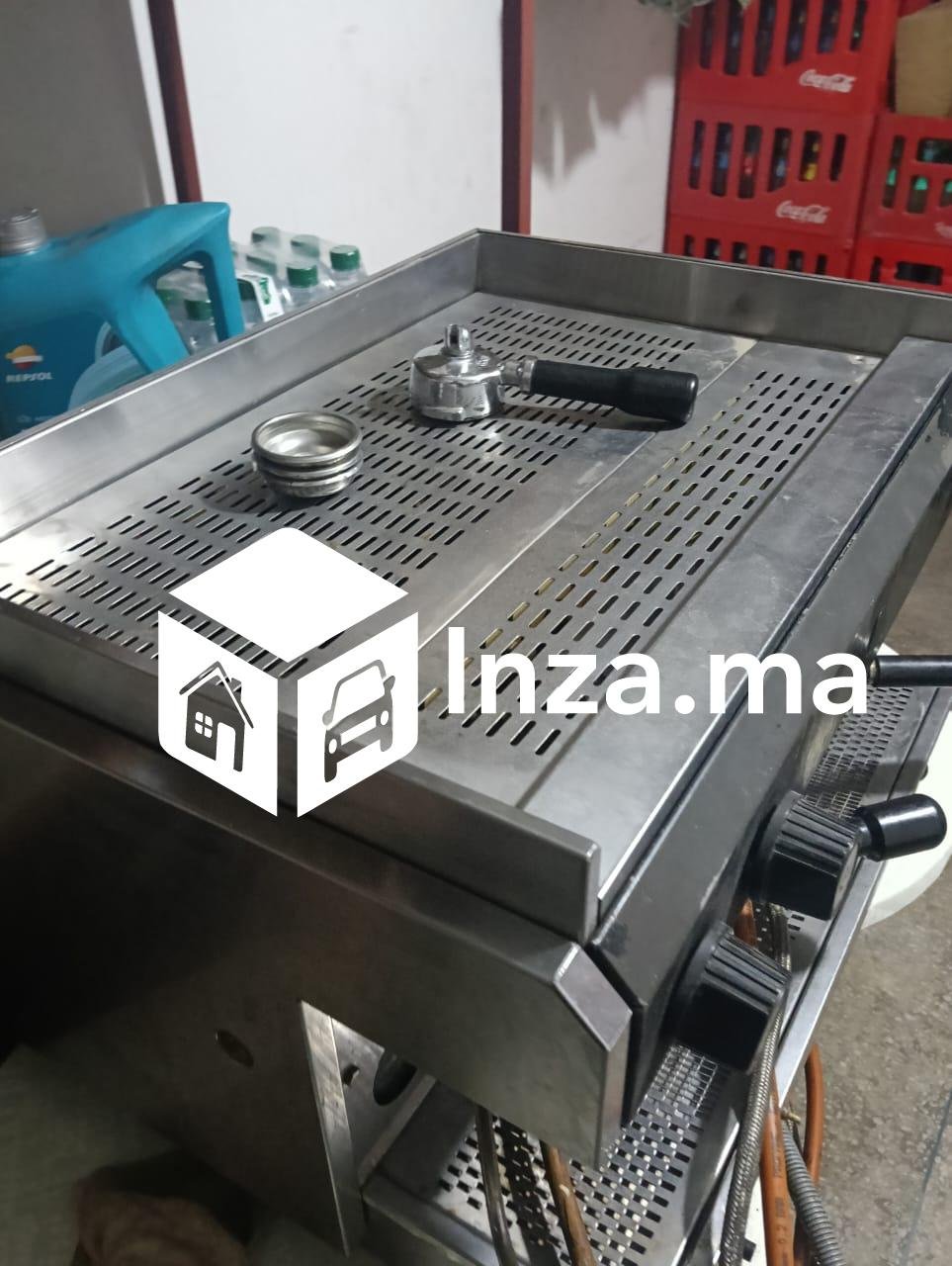 ماكينة قهوة Vega Semi احترافية