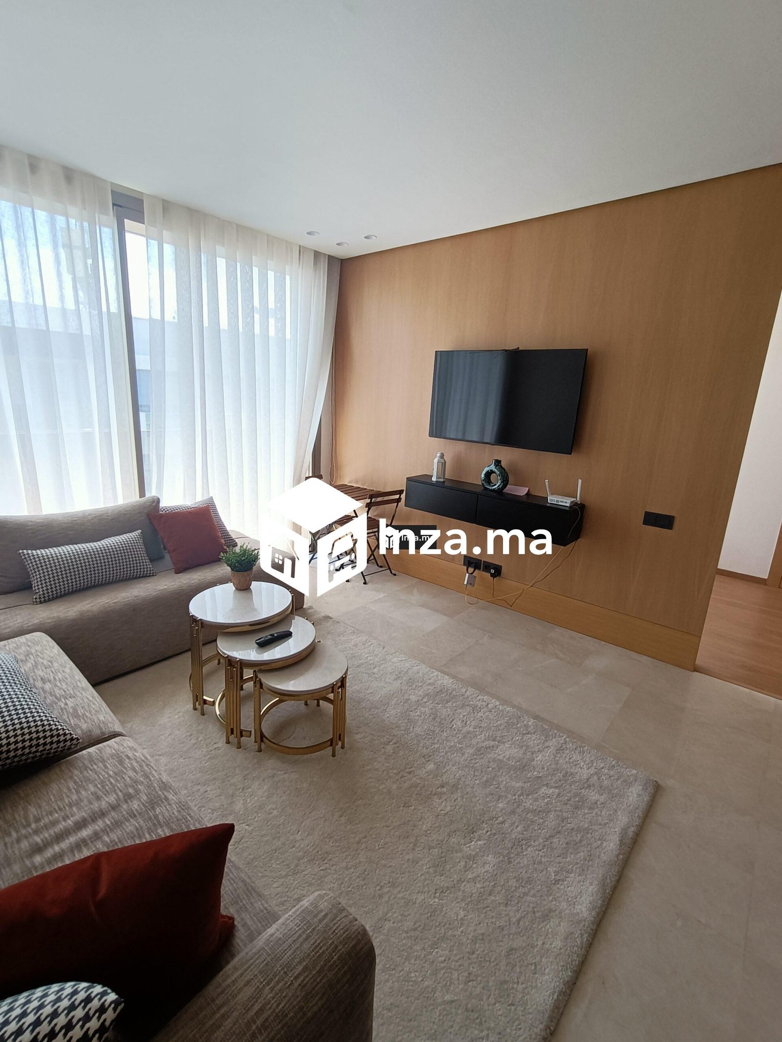 Studio meublé à louer quartier Princesse