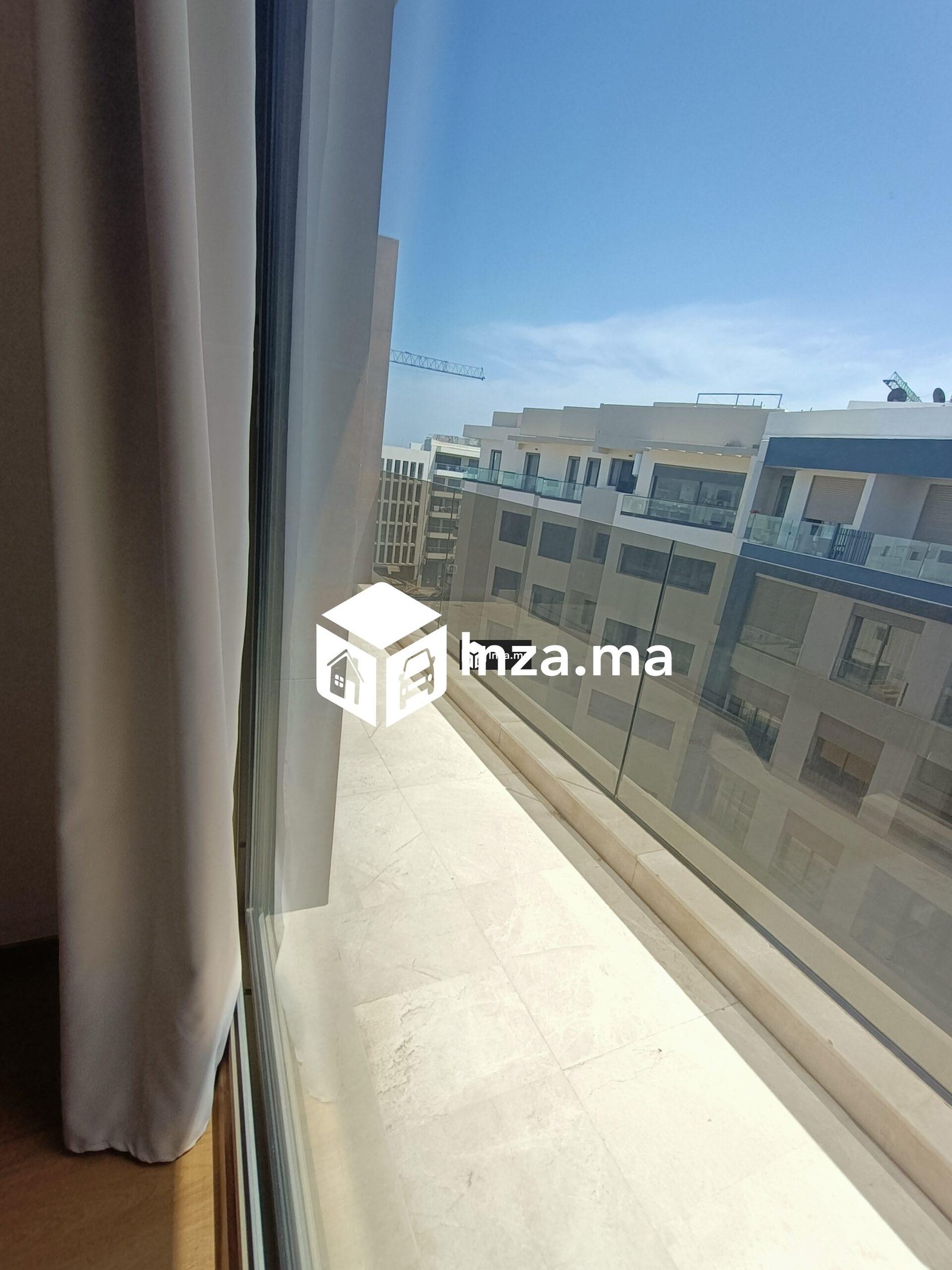 Studio meublé à louer quartier Princesse