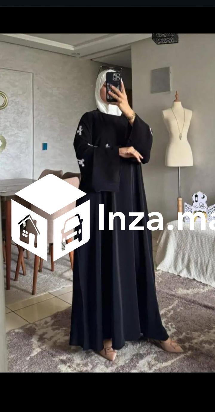 عباية فضفاضة توب كريب