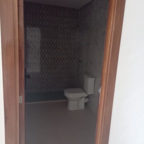 À VENDRE – Appartement à Bouskoura | Moyen standing by