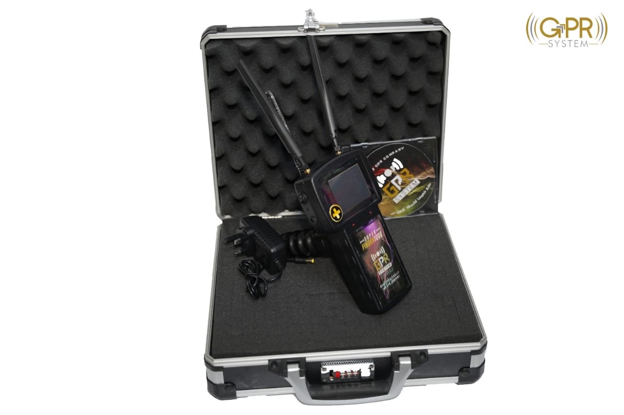 جهاز الكشف عن المعادن الثميتة