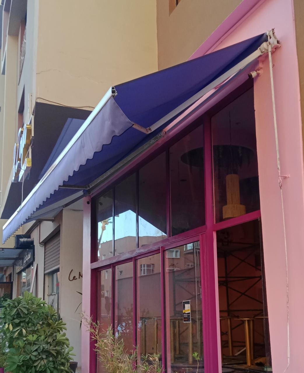 Store Banne ظل راقي وحماية من الشمس للمنازل والمحلات