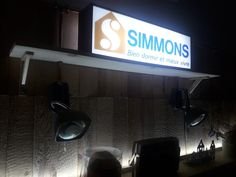 لوحات إشهارية احترافية – تصميم وتركيب بجودة عالية