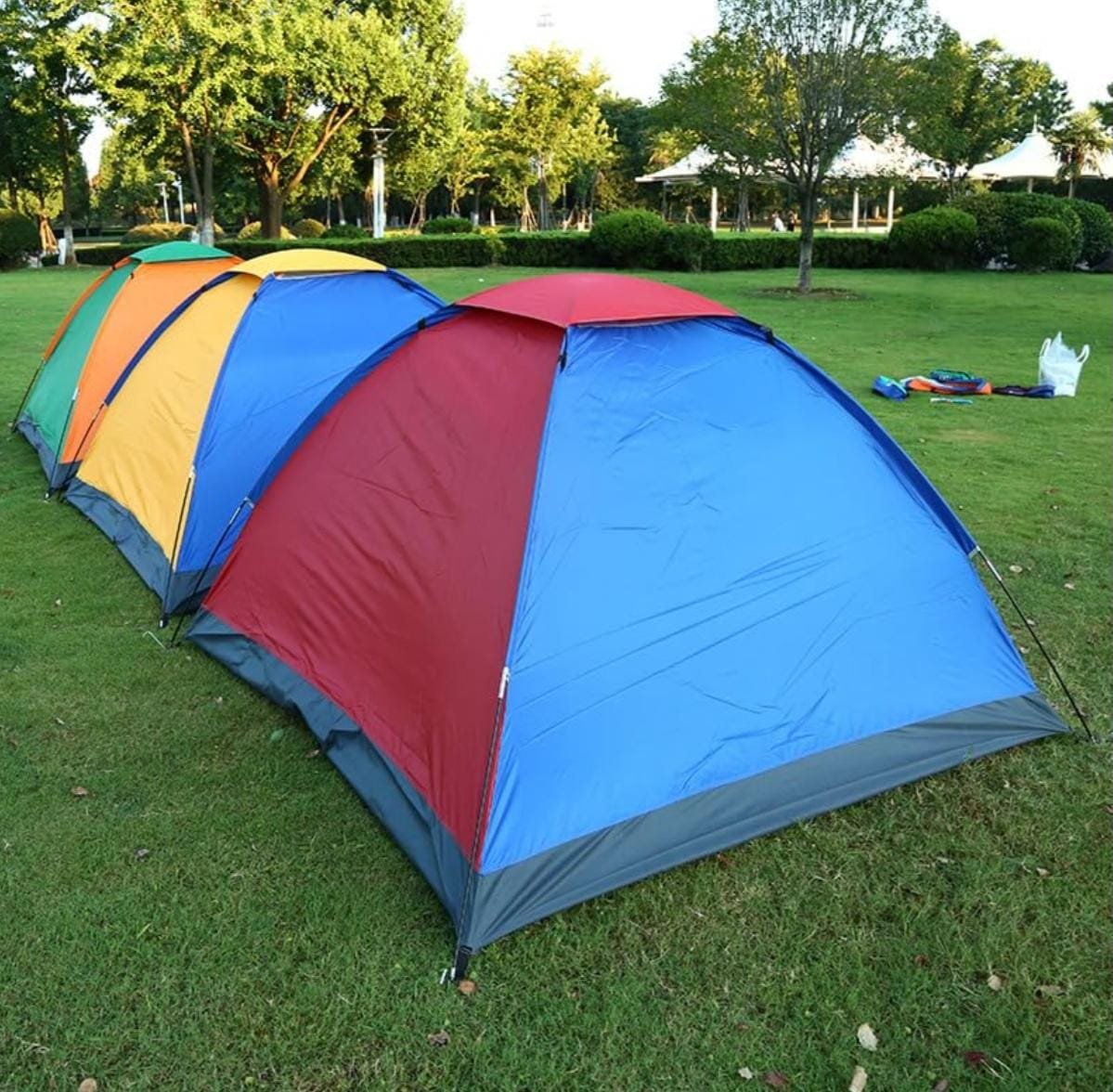 خيمة ملونة ل 4 اشخاص ثمن مناسب توصيل بالمجان