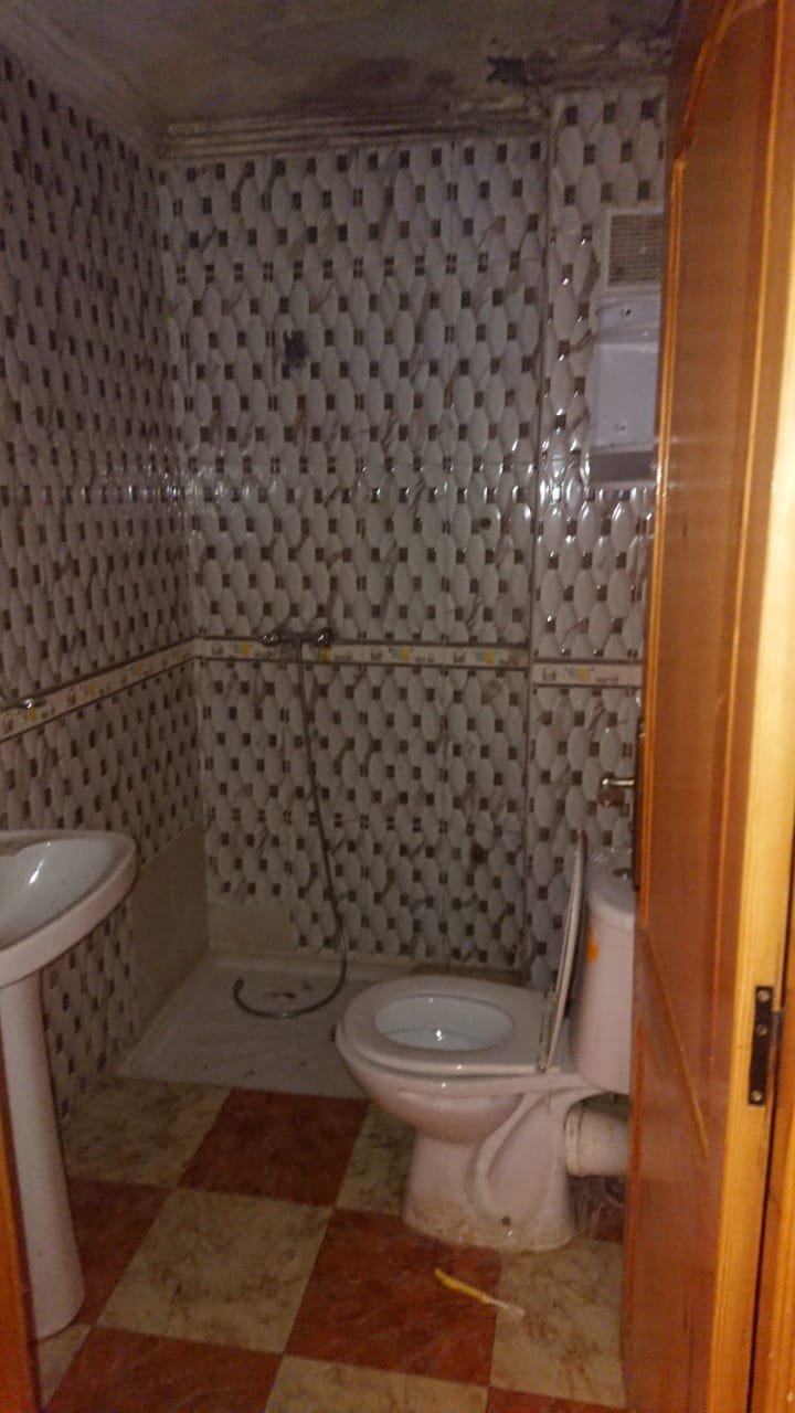 شقه للبيع في نواحي المحمدية لويزية بني خلف