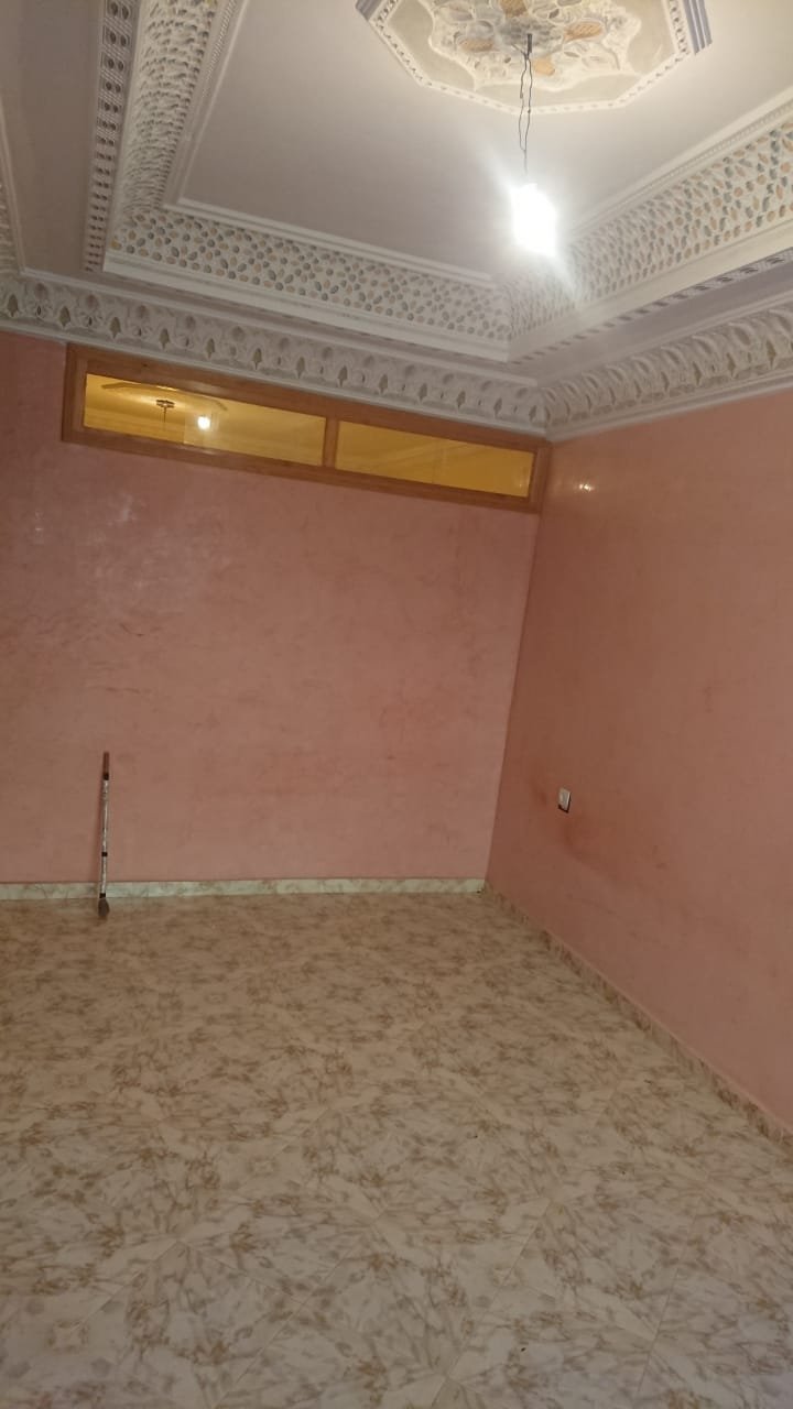 شقه للبيع في نواحي المحمدية لويزية بني خلف