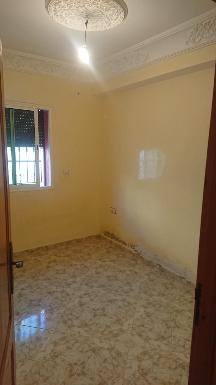 شقه للبيع في نواحي المحمدية لويزية بني خلف