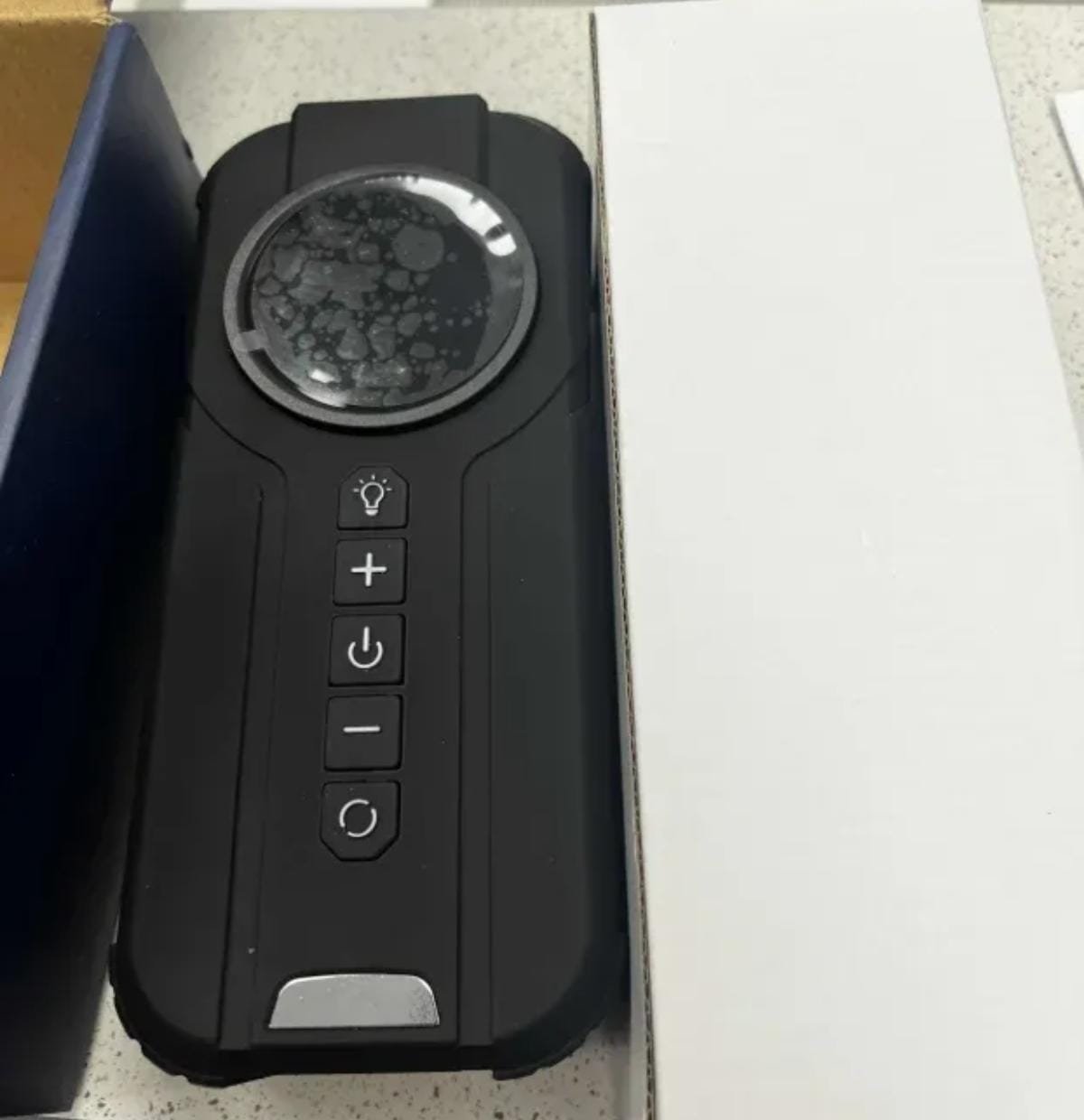 جهاز تشغيل السيارة + مضخة هواء