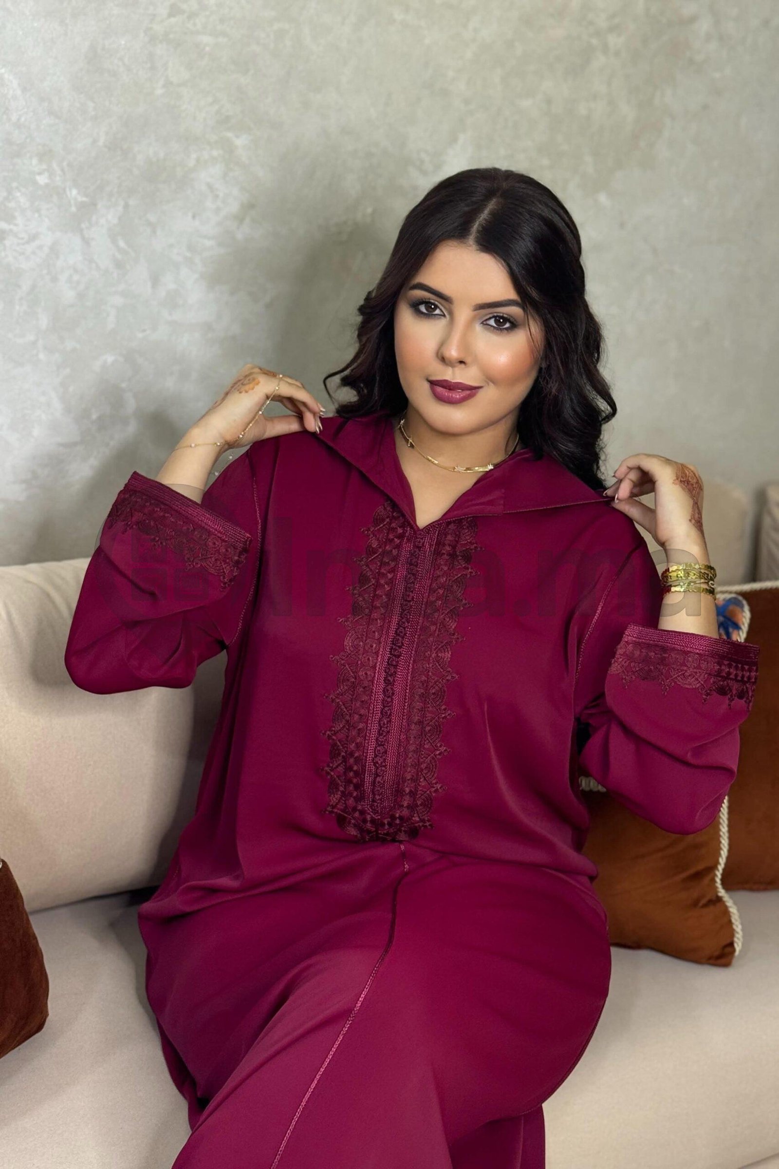 جلابة انيقة ورائعة 💥😍💥 وبثمن منااااسب 💥